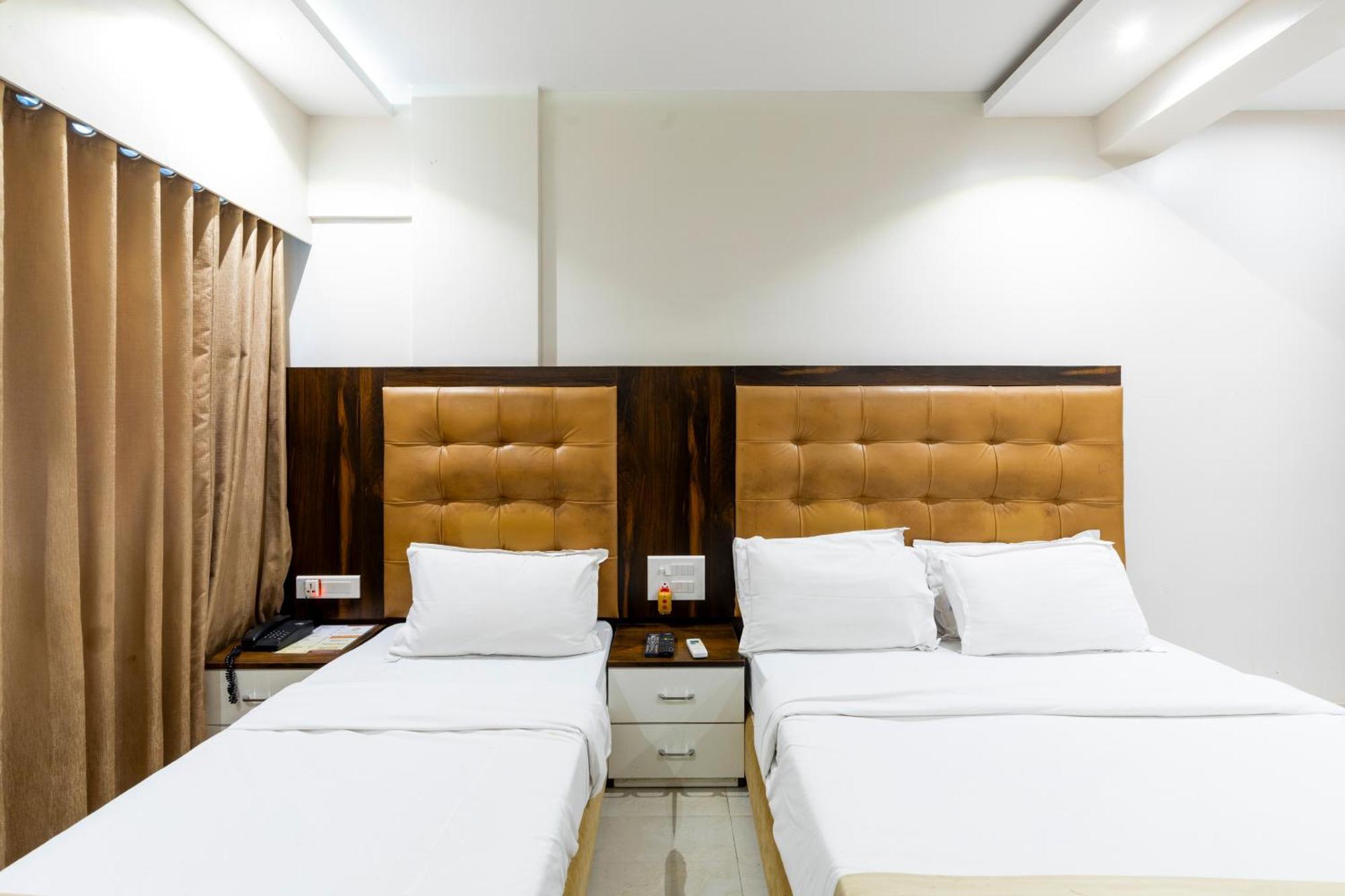 Hotel Embassy Park - Bkc Mumbai Exterior foto